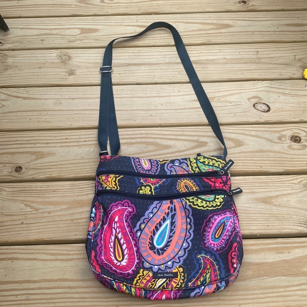 🍍VERA BRADY CROSSBODY 🍍F-1